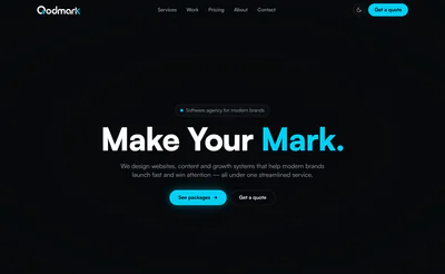 Page d'accueil de Qodmark sur ordinateur, titre « Make Your Mark. » centré sur un fond noir au-dessus de deux appels à l'action.