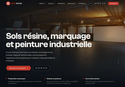 SARL SAYAN homepage on desktop: a dark hall with a resin floor, the headline Sols résine, marquage et peinture industrielle, a free-quote button and the phone number.